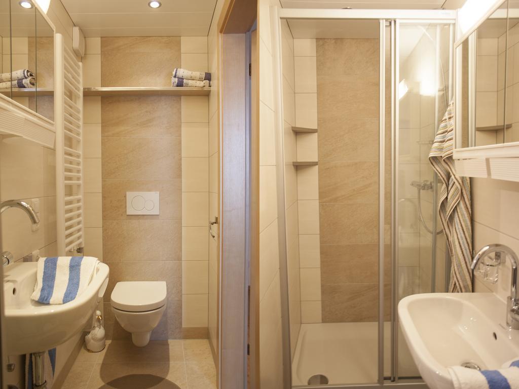 Gaestehaus Hanser Вирген Екстериор снимка