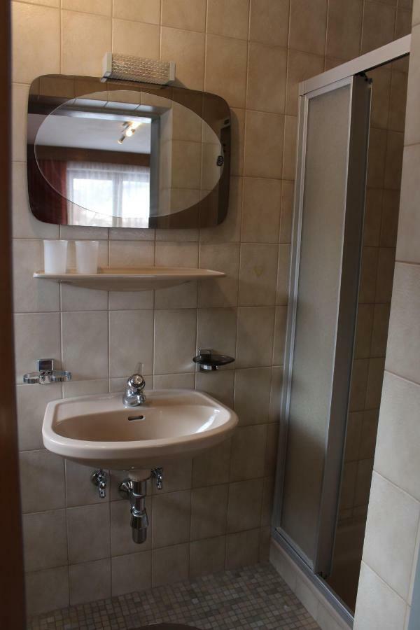 Gaestehaus Hanser Вирген Екстериор снимка